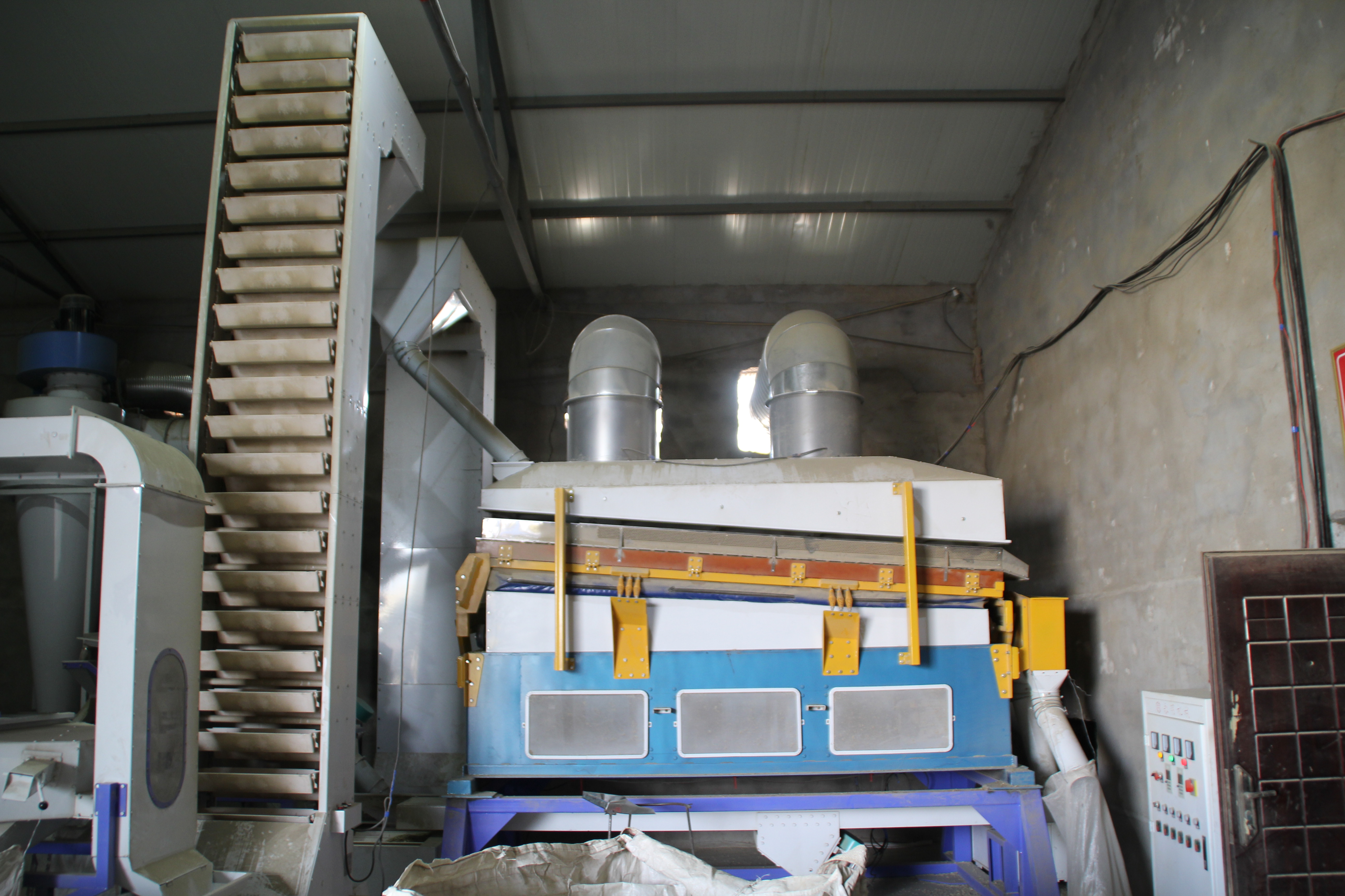 正負壓比重機.jpg 正負壓比重機.jpg